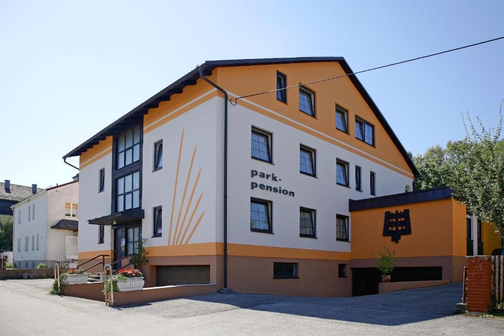 Parkpension Billroth Bad Hall Bagian luar foto